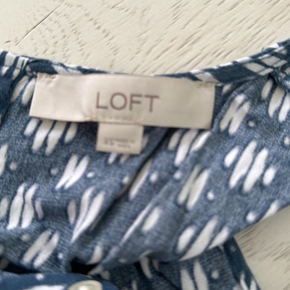 Loft women’s sleeveless top with front knot size xs - Picture 5 of 6